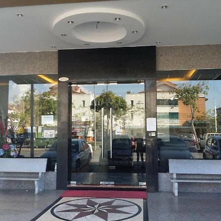 Maxi Inn Бинтулу Екстериор снимка